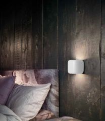 White Babol wall lamp