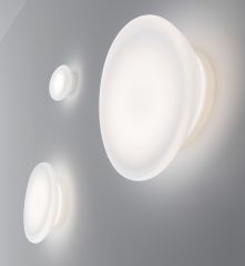 Dynamic LED wall lights
